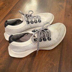 Allbirds Running Sneaker - Size 9